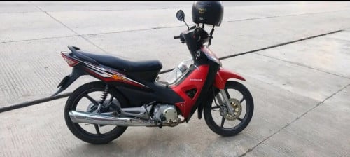 Honda wave s 08 have all legal documents ( plate numberand ID)