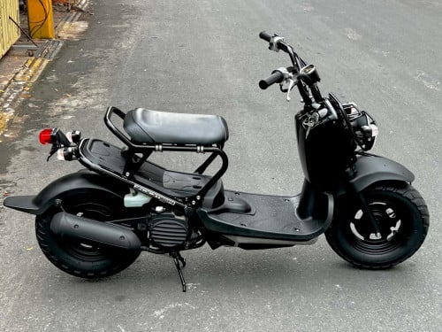 Honda Zoomer 50cc ជប៉ុន ប្រភេទក្រដាស់ពន្ធ