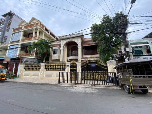 house for rent in Toul Svay Prey