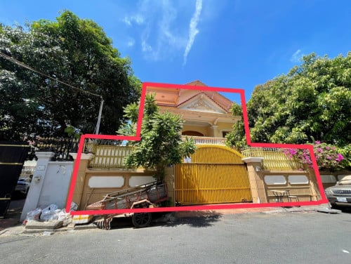 House for sale in BKK3