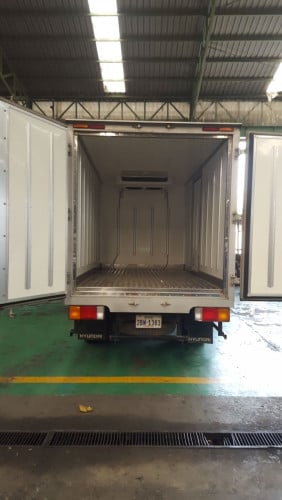 Hyundai HD45 Refrigerated Truck 1.8 Ton​ ឡានដឹកទំនិញក្លាសេ កក -18C