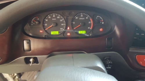 Hyundai HD45 Refrigerated Truck 1.8 Ton​ ឡានដឹកទំនិញក្លាសេ កក -18C