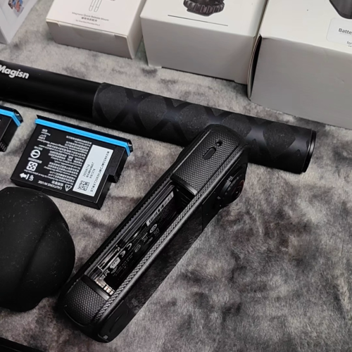 Insta360x4 air 99% 128GB accessories ដូចក្នុងរូប 385$