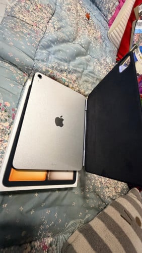 ipad air 7th 11inch(M3) 99.99%មានប្រអប់