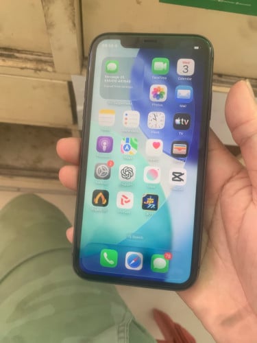 iPhone 11