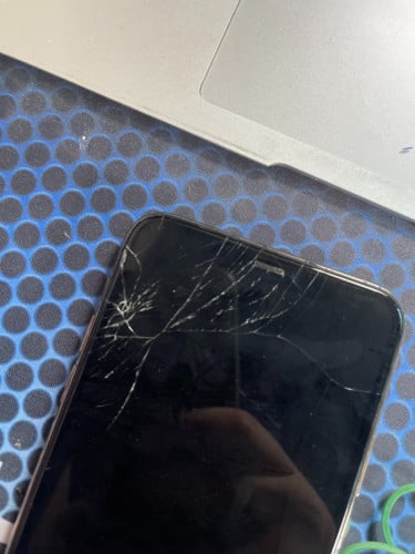 iphone 11 pro max អត់ ICloud អត់ Bypass