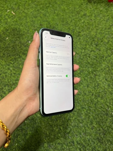 iPhone 11 ពណ៌ទឹកសណ្តែក 🍏 LLA 64GB Battery 87% 🔋 តួស្អាត 99% សំណុំហ្សីន អត់ជាប់អី