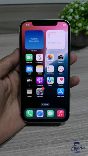 iPhone 12