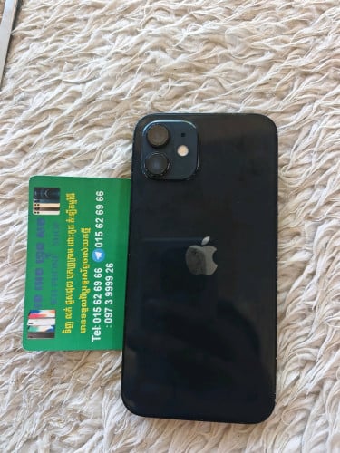 Iphone 12 64g អត់ ស្គែន ស្ទើរ camera ក្រោយ ស្ទើរ តួ ប្រើ បាន ធម្មតា  លក់ តមៃ្ល 75$ 01562