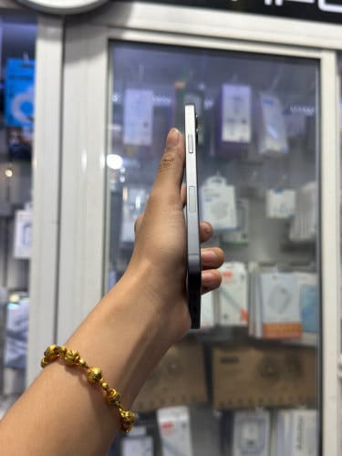iPhone 12 ពណ៌ខ្មៅ 🍏 LLA 64GB Battery 90% 🔋 តួស្អាត 99% សំណុំហ្សីន អត់ជាប់អី