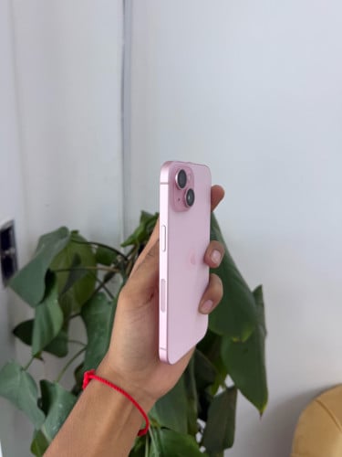 iPhone 15 128G LL/A ស្អាត99% សំនុំសុីន