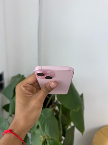 iPhone 15 128G LL/A ស្អាត99% សំនុំសុីន
