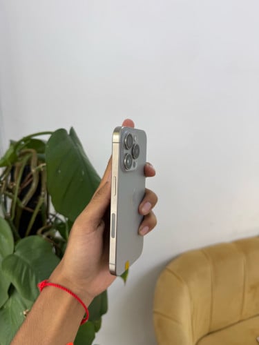 iPhone 15 Pro 512G LL/A SIMLOCK ប្រើសុីមបាន2