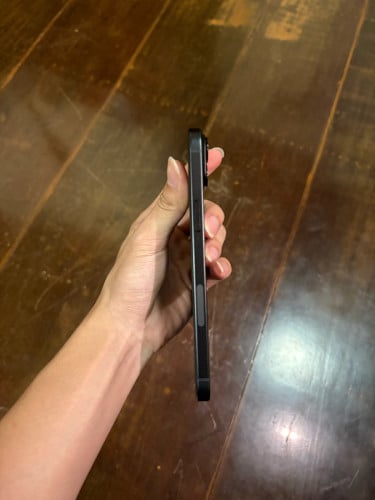 iPhone 15plus LA 128G locksim ដាក់សុីមប្រើធម្មតា 99%
