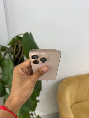 iPhone 16 pro 256G LL/A SIMLOCK ប្រើសុីមបាន2