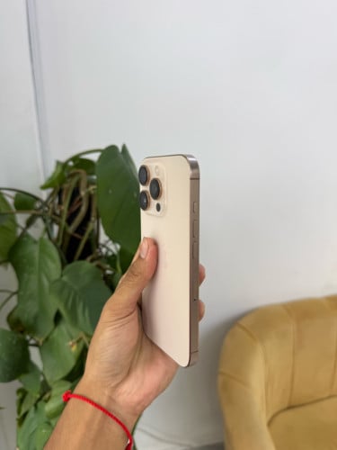 iPhone 16 pro 256G LL/A SIMLOCK ប្រើសុីមបាន2