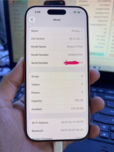 iPhone 17 pro ZP/A 256g សុីម1+esim មួយទឹកស្អាត98% លក់990$