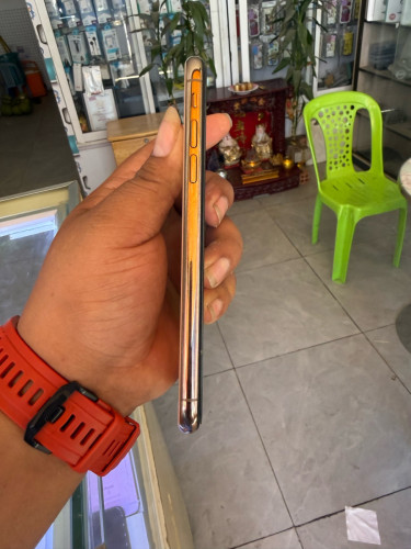 iPhone XS 256G scan សានុំសុីន