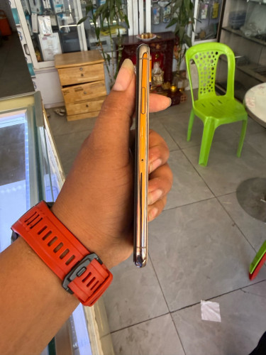 iPhone XS 256G scan សានុំសុីន