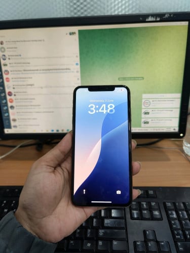 iPhone xs max Gold color ស្គេនមុខ ដើរទាំងអស់ តំលៃល្អ 135$