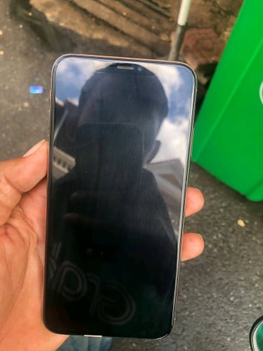 iPhone xs max id storage 64g អេក្រង់ ស៉ីន 🔋87% #តម្លៃ88$ #ទីតាំចោមចៅ 0963961244