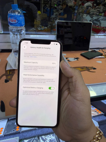 Iphone11promax 256G ZA battery 89%