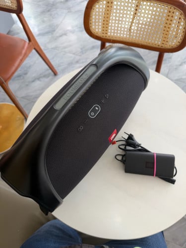 JBL boombox2 ស្អាតសុំនុំ​ ឆ្នាំងសុីន​ តំលៃ215$ ភ្នំពេញ​ លេខនិងតេឡេក្រាម089222158(វៃដូរបាន)