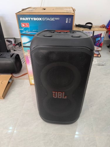 JBL Partybox320 ស្អាត98% តំលៃ345$ ភ្នំពេញ​ លេខនិងតេឡេក្រាម089222158(ទទួលវៃដូរ)