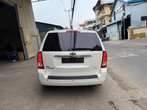 Kia Carnival 2012full option