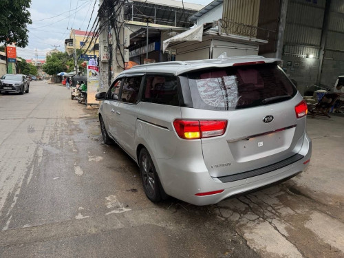 Kia Carnival 2015