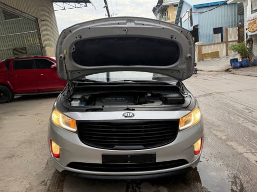 Kia Carnival 2015