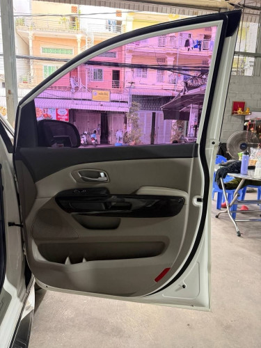 Kia Carnival 2015