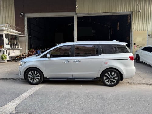 Kia Carnival 2015