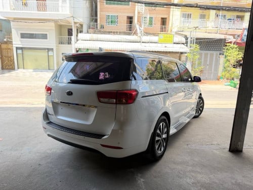 Kia Carnival 2015full