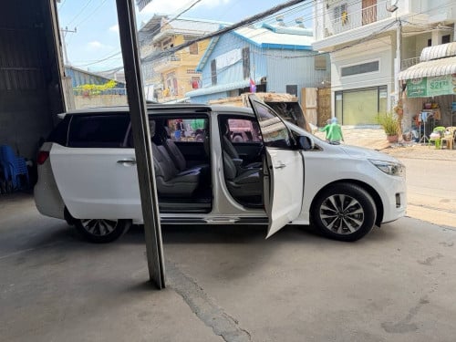 Kia Carnival 2015full