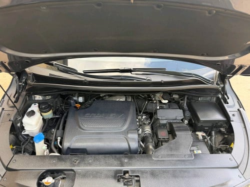 Kia Carnival 2015full option អូតូបី