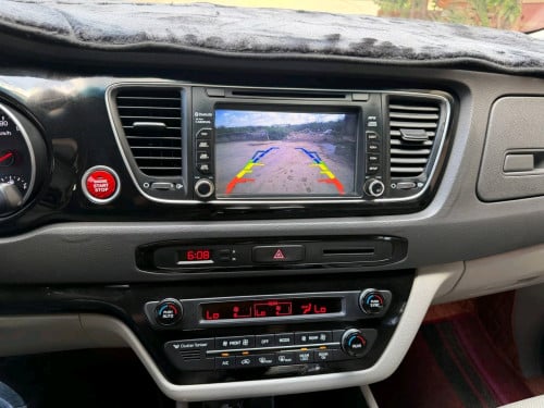Kia Carnival 2015full option អូតូបី