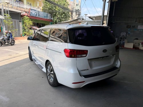 Kia Carnival 2015full option