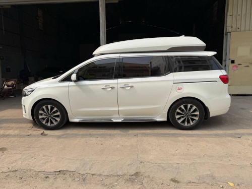 Kia Carnival 2015full option VIP