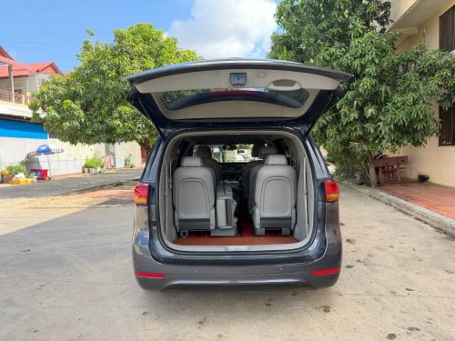 Kia Carnival 2016