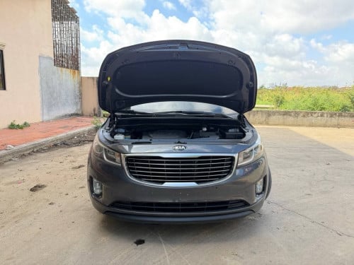 Kia Carnival 2016