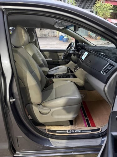 Kia Carnival 2016