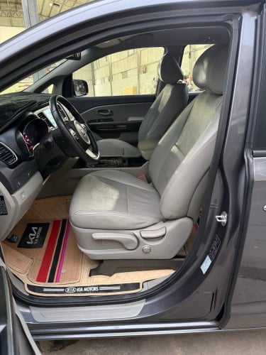 Kia Carnival 2016
