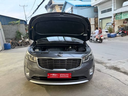 Kia Carnival 2016