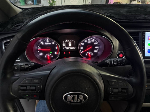 Kia Carnival 2016