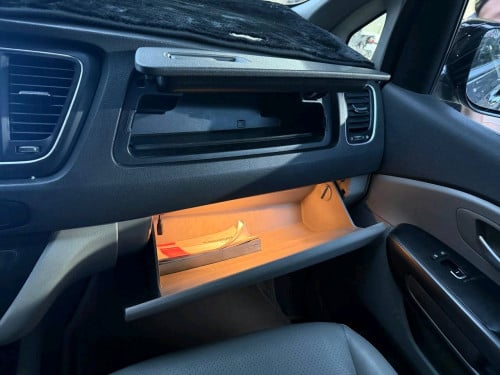 Kia Carnival 2016 Luxury