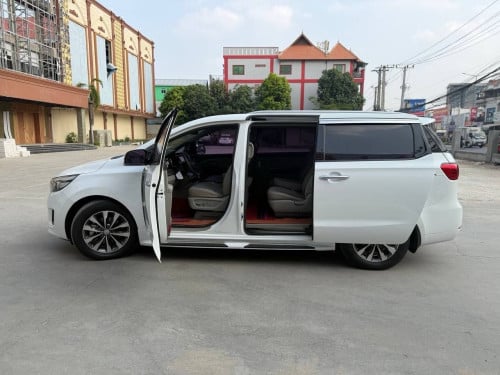 Kia Carnival 2017full option ពេញហើយ360