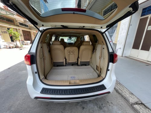 KIA Carnival 2018 Full option បើកដំបូល2តង់ ប្រើសាំង