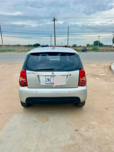 Kia morning 05 full option UV ហើយ សំបកកង់ថ្មី 04 គ្រាប់ ស្លាកលេខ 2BC ស្តុបក្រោយឡើង 08 ម៉ាស៊ីនស្ងាត់