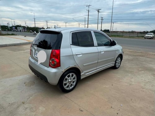 Kia morning 05 full option UV ហើយ សំបកកង់ថ្មី 04 គ្រាប់ ស្លាកលេខ 2BC ស្តុបក្រោយឡើង 08 ម៉ាស៊ីនស្ងាត់
